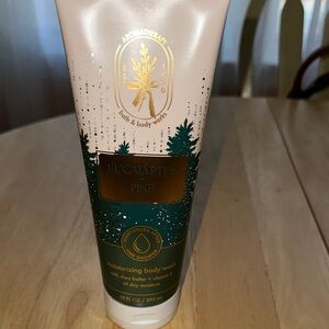 Therapy Eucalyptus Pine Aromatherapy Body Wash